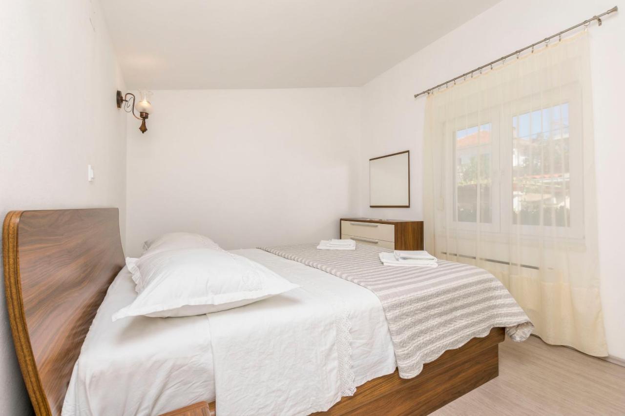 Apartments Maja Trogir Exterior photo