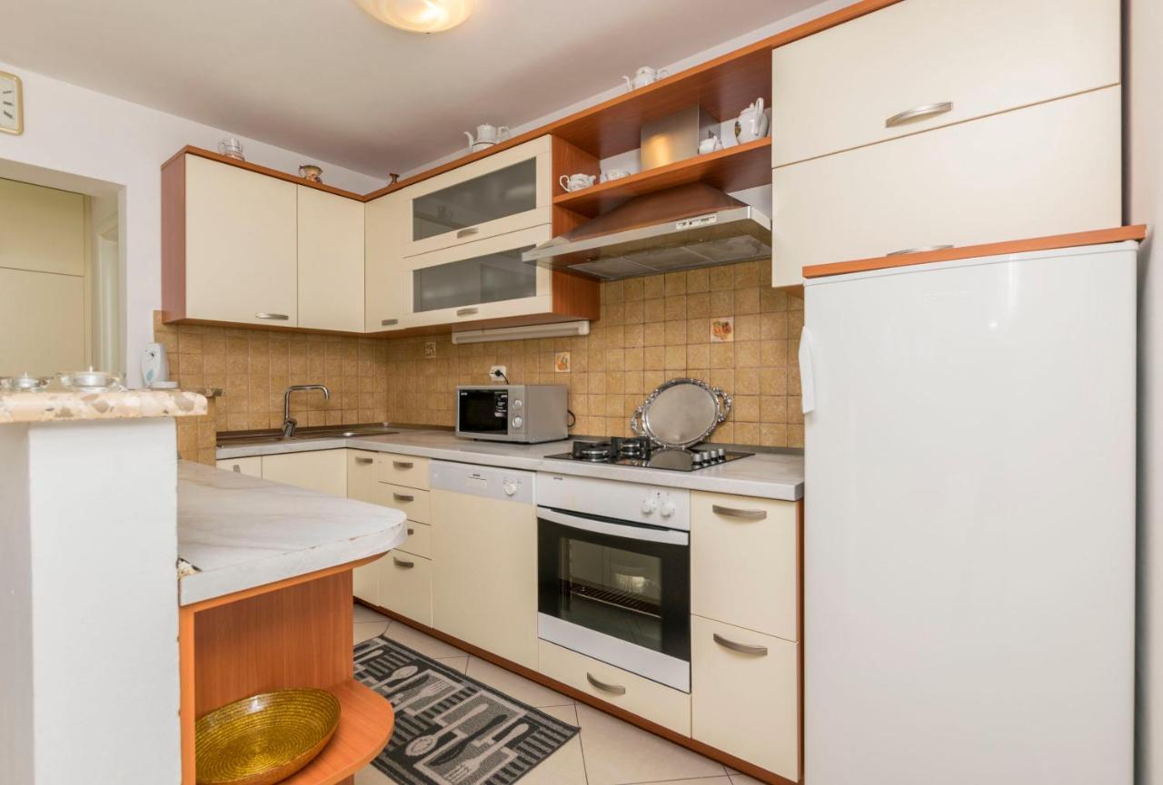 Apartments Maja Trogir Exterior photo